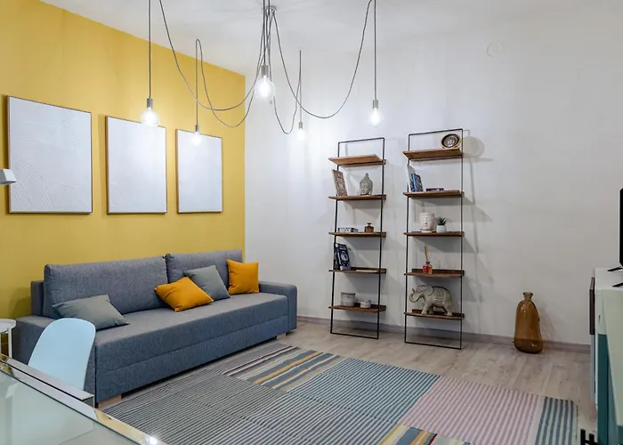 Host4u - San Faustino In Apartament
