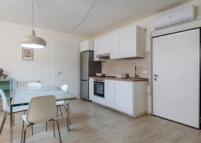 Host4u - San Faustino In Apartament *